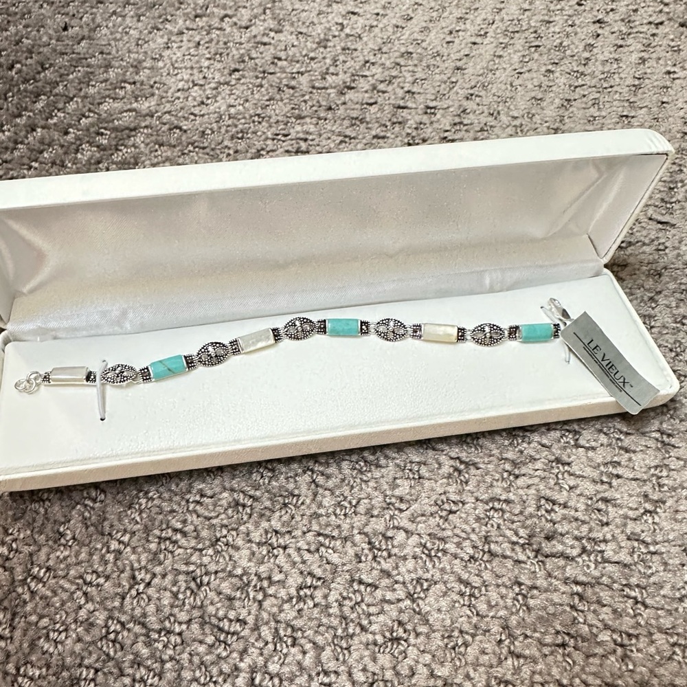 Swarovski crystal and marcasite bracelet 7 inches NWT